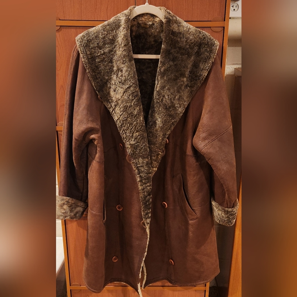 Vintage CHRIST Genuine Leather Shearling Women's Coat